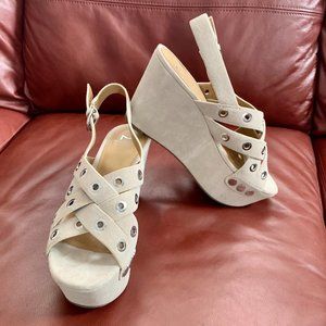 "Marc Fisher" platform/wedge sandal, like New, size 8